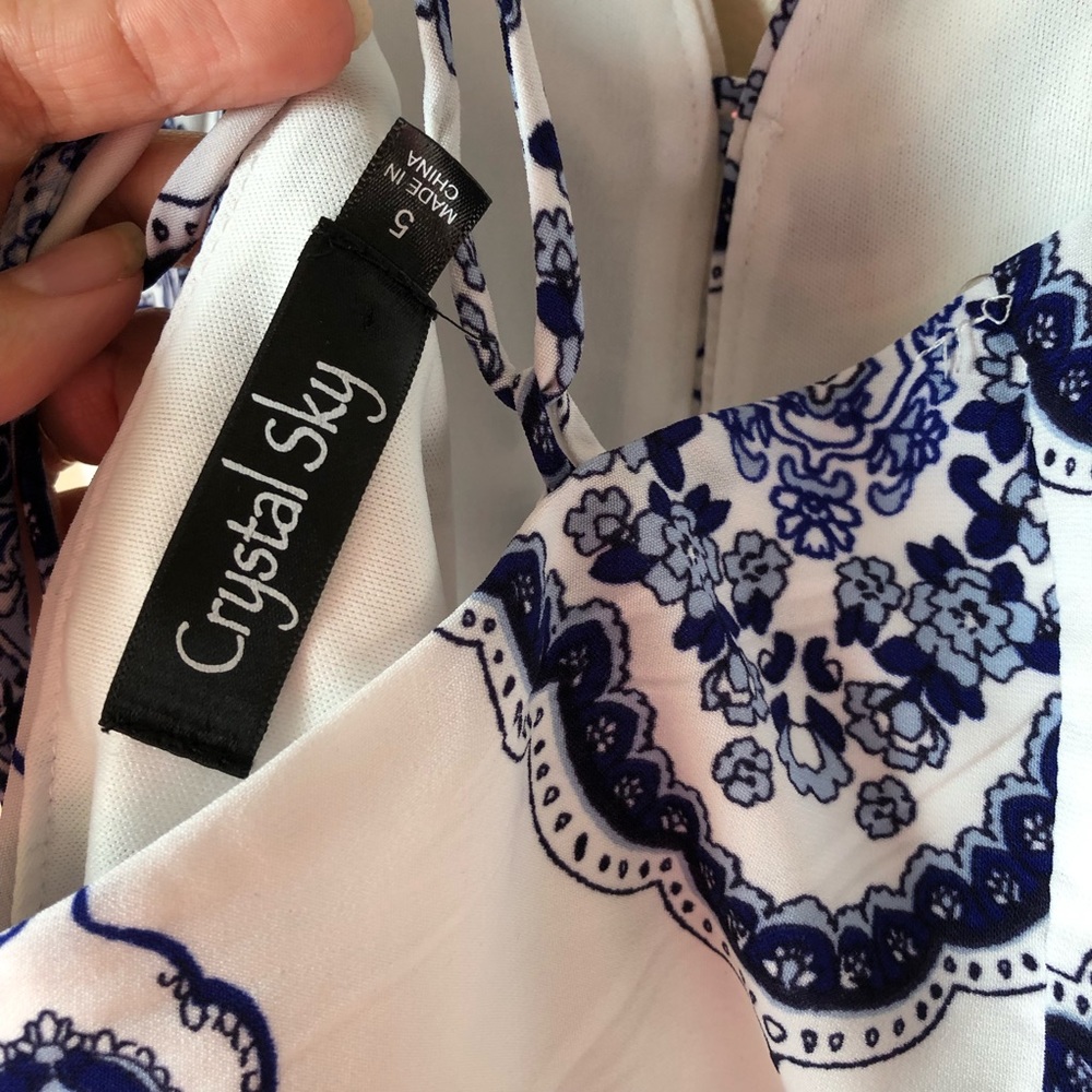 Pattern Romper  NWOT - Picture 4 of 5